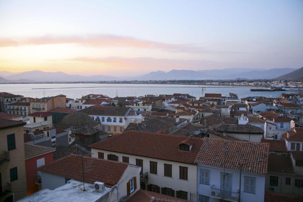 Chroma Design Hotel And Suites Nafplio Værelse billede